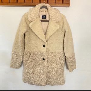 Abercrombie and Fitch Mixed-Fabric Teddy Coat